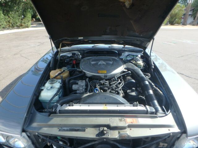 1987 Gray Mercedes-Benz SL-Class