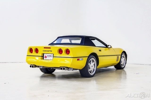 1987 Red Chevrolet Corvette