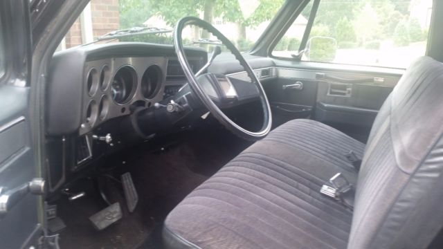 1987 Black Chevrolet Silverado 1500 Standard Cab Pickup