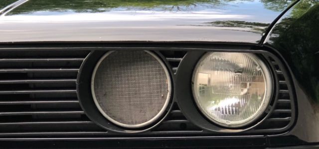 1987 Black BMW 3-Series Sedan