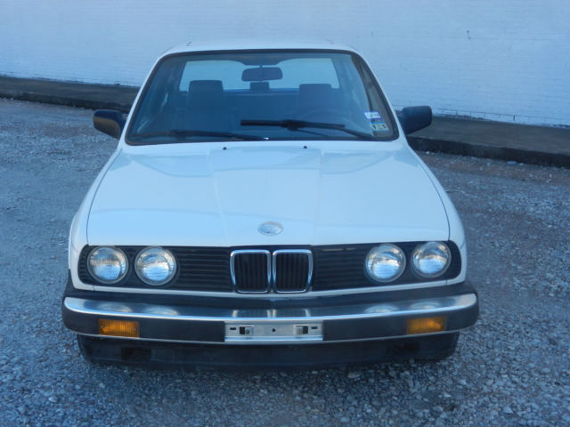 1987 White BMW 3-Series Coupe
