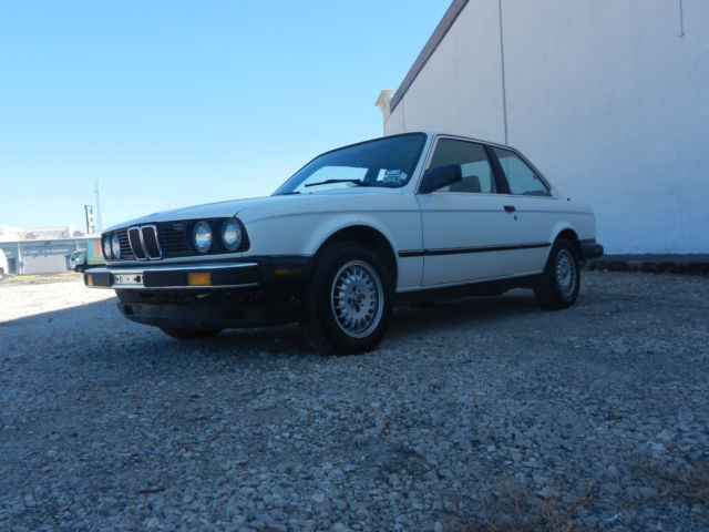 1987 White BMW 3-Series Coupe