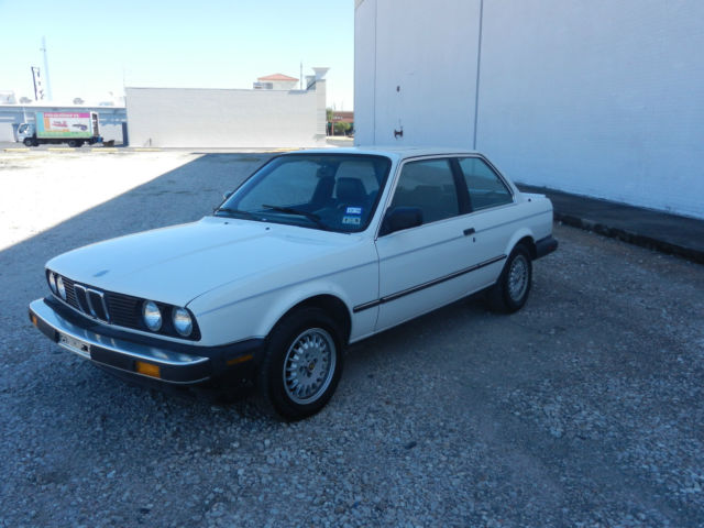 1987 White BMW 3-Series Coupe