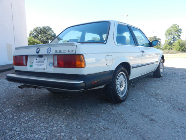 1987 White BMW 3-Series Coupe