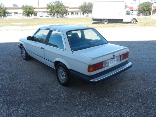 1987 White BMW 3-Series Coupe