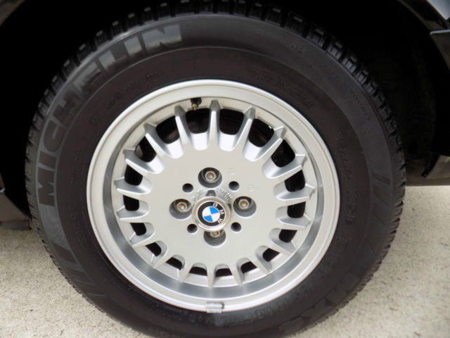 1987 Black BMW 3-Series Convertible