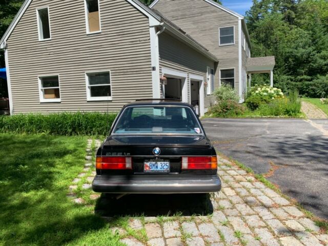 1987 Black BMW 3-Series Coupe