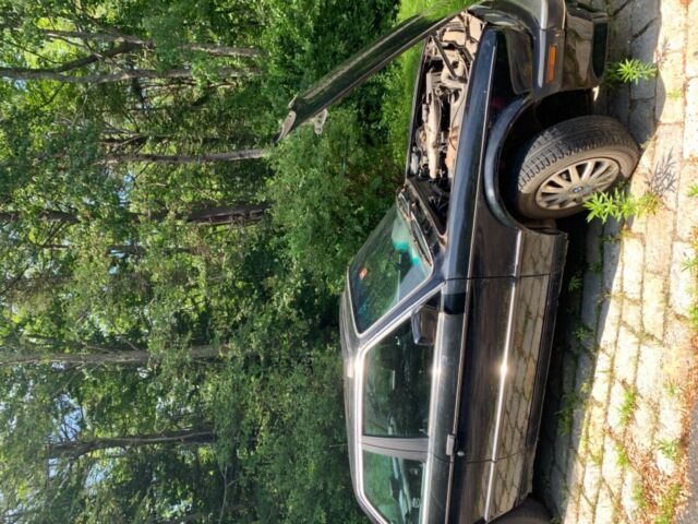 1987 Black BMW 3-Series Coupe