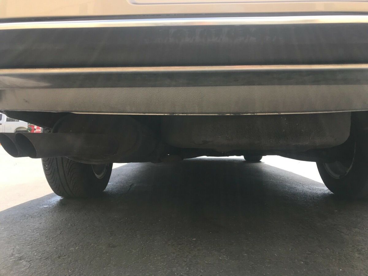 1987 Gold BMW 3-Series Coupe