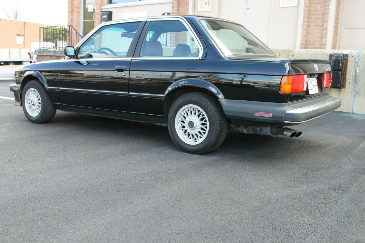 1987 Black BMW 3-Series Coupe