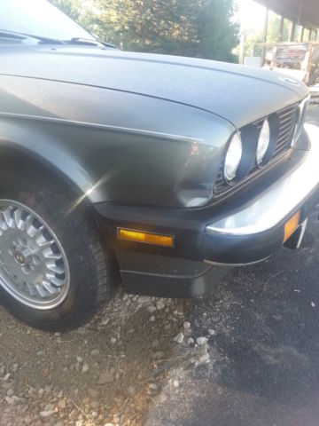 1987 BMW 3-Series Sedan