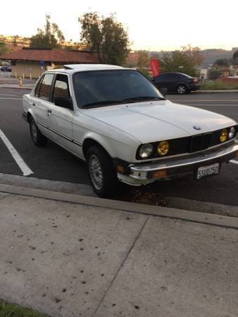 1987 White BMW 3-Series Sedan