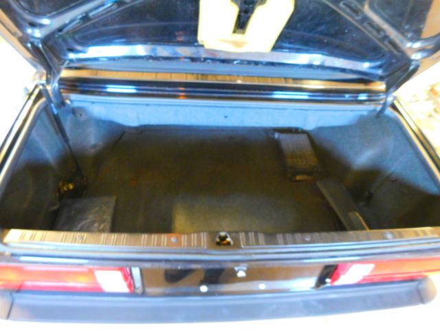 1987 Black BMW 3-Series Convertible