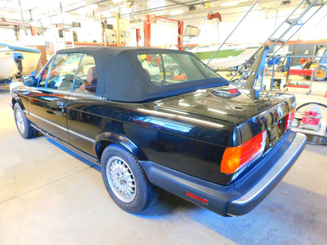 1987 Black BMW 3-Series Convertible