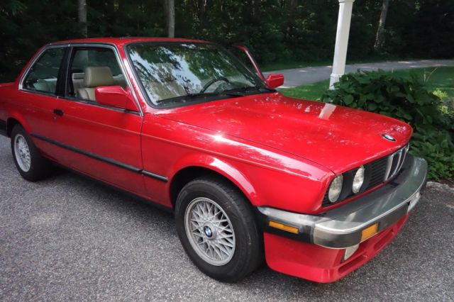 1987 Red BMW 3-Series Sedan