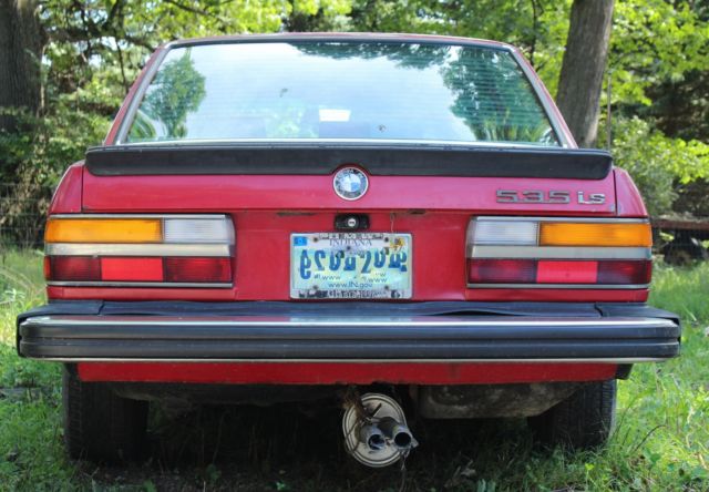 1987 Red BMW 5-Series Sedan