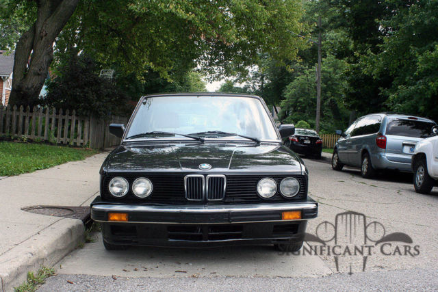 1987 Black BMW 5-Series Sedan