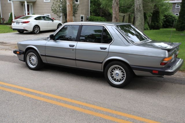 1987 BMW 5-Series