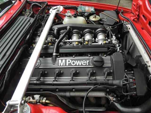 1987 Red BMW M6 Coupe