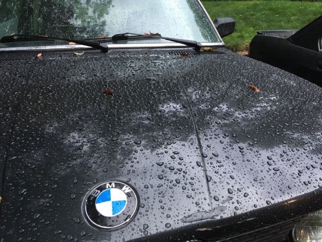 1987 Black BMW 5-Series Sedan