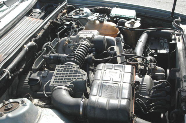 1987 Blue BMW 6-Series Sedan