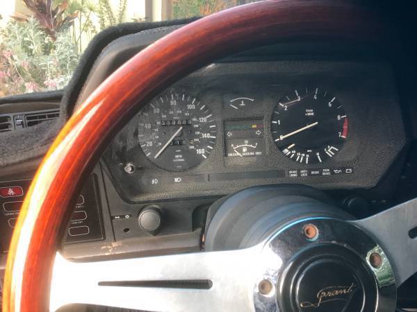 1987 White BMW 6-Series Coupe