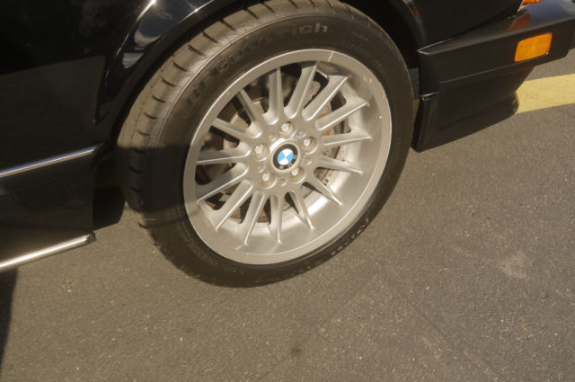 1987 Black BMW M6 Coupe