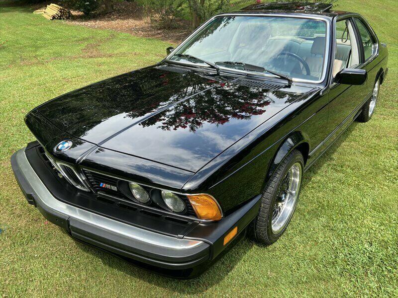 1987 Black BMW M6 --