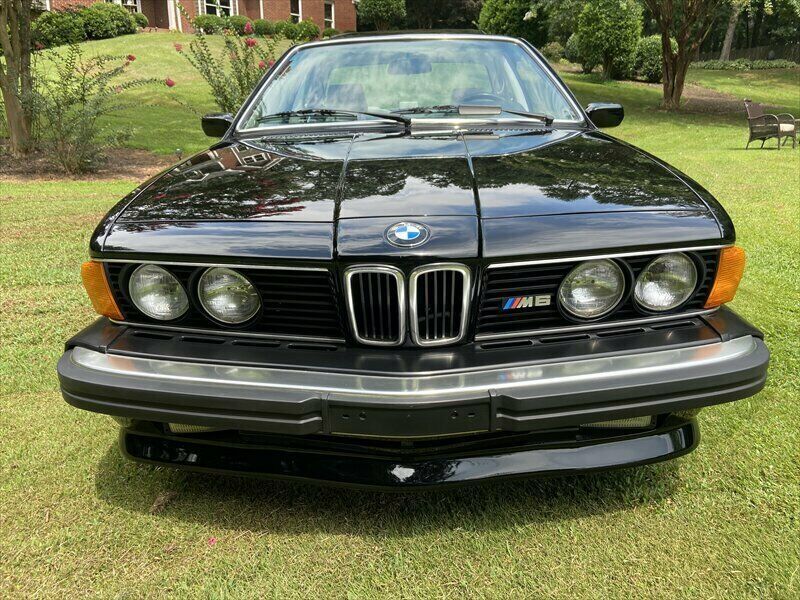 1987 Black BMW M6 --