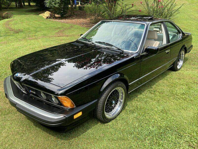 1987 Black BMW M6 --