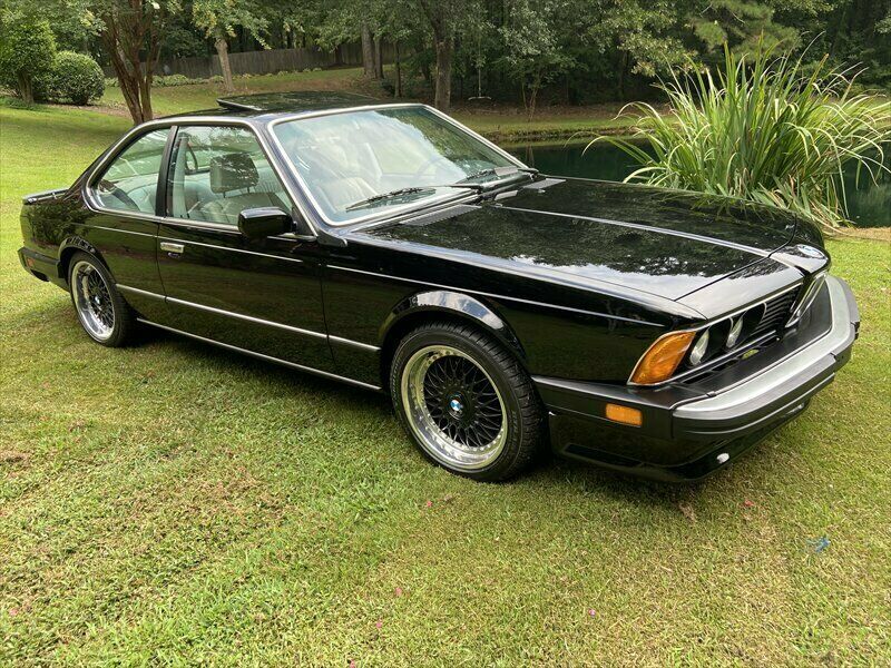 1987 Black BMW M6 --