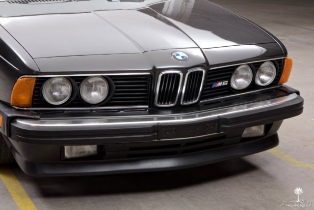 1987 White BMW M6 Sedan