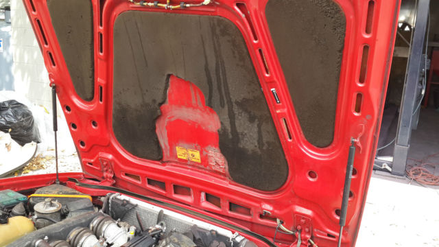 1987 Red BMW M6 Coupe