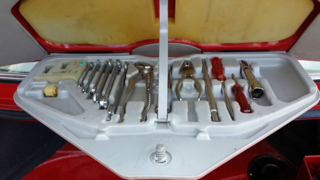 1987 Red BMW M6 Coupe