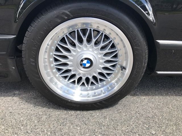 1987 Black BMW M6 Coupe