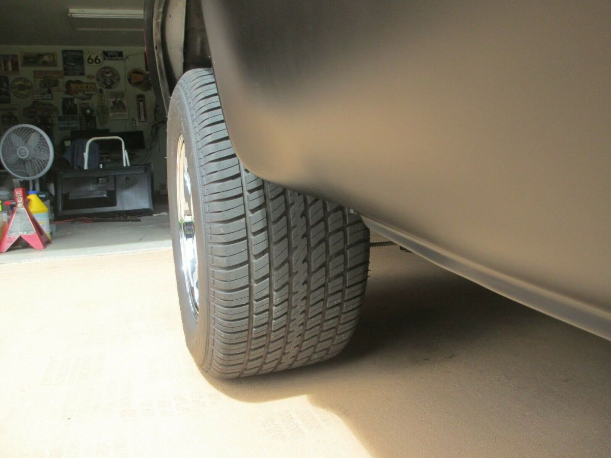 1987 Black Chevrolet C-10 Standard Cab Pickup