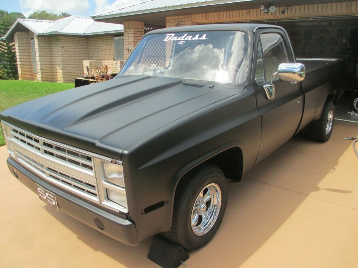 1987 Black Chevrolet C-10 Standard Cab Pickup
