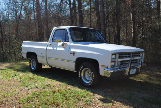 1987 Black Chevrolet C-10