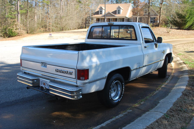 1987 Black Chevrolet C-10