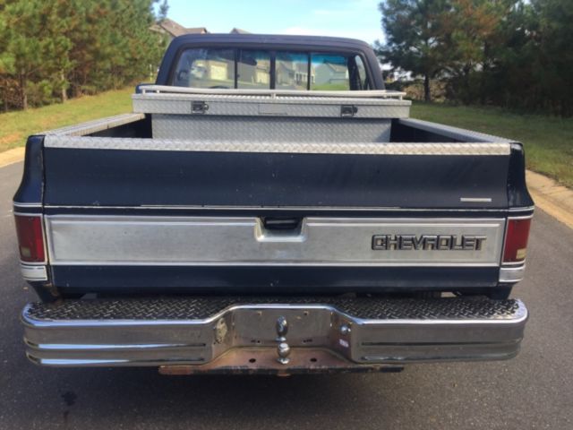 1987 Blue Chevrolet C-10 2 door