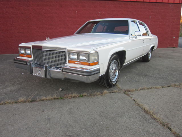 1987 White Cadillac DeVille Sedan