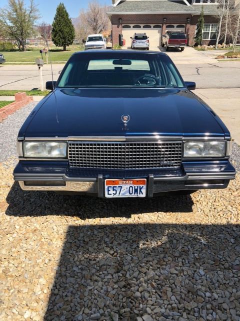 1987 Dark Blue Cadillac Fleetwood Sedan