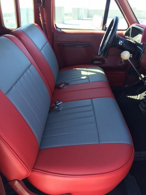 1987 Red/Silver Ford F-250 Extended Cab Pickup