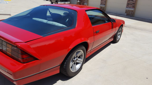 1987 Red Chevrolet Camaro Coupe