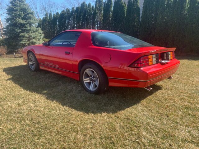 1987 Red Chevrolet Camaro Coupe