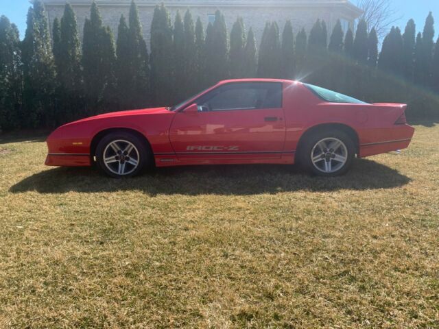 1987 Red Chevrolet Camaro Coupe