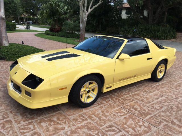 1987 Canary Yellow Chevrolet Camaro Coupe