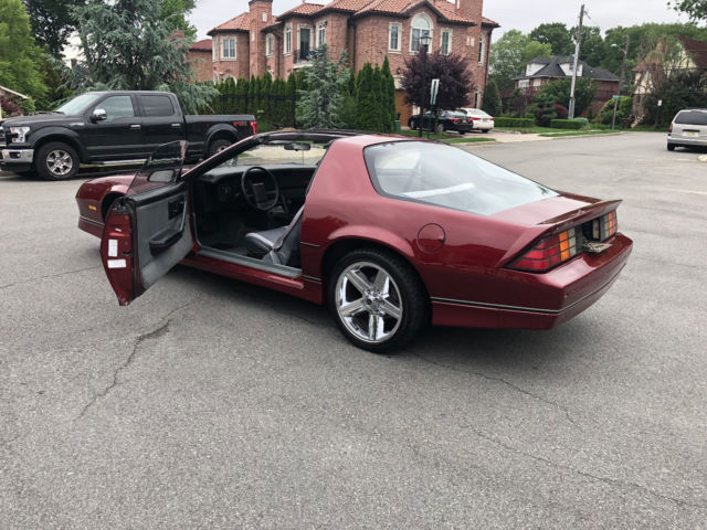 1987 Red Chevrolet Camaro Coupe