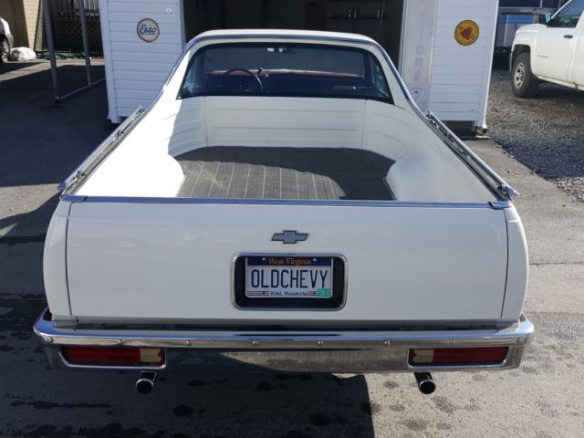 1987 White Chevrolet El Camino