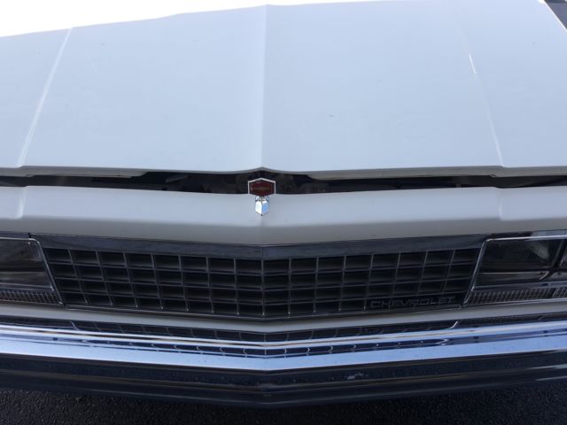 1987 White Chevrolet El Camino